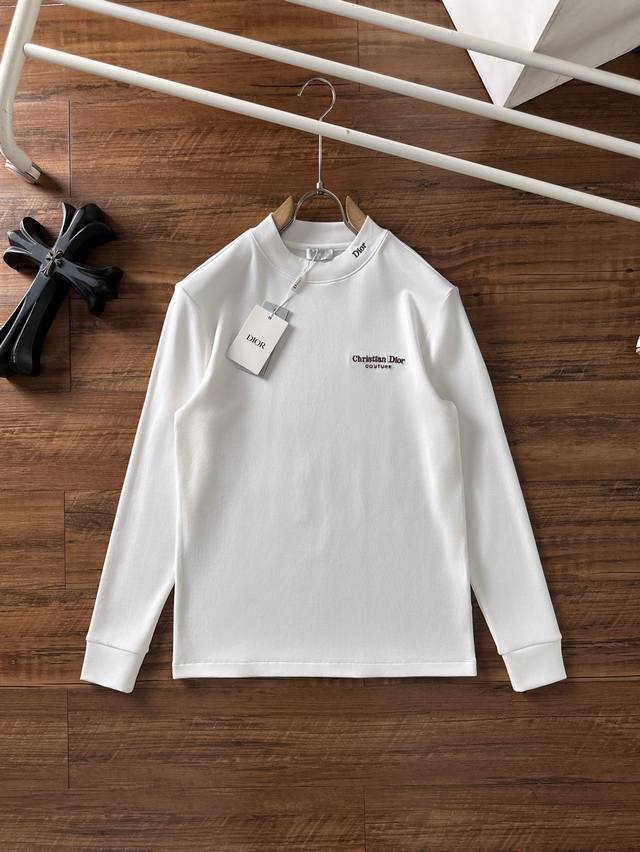 迪奥 Dior 2025秋冬专柜新款 时尚休闲打底衫长袖T恤，精选进口高密度双面拉架棉面料，精致原版Logo打造，舒适性与透气性兼优，柔软抗皱弹性和垂性极佳，无