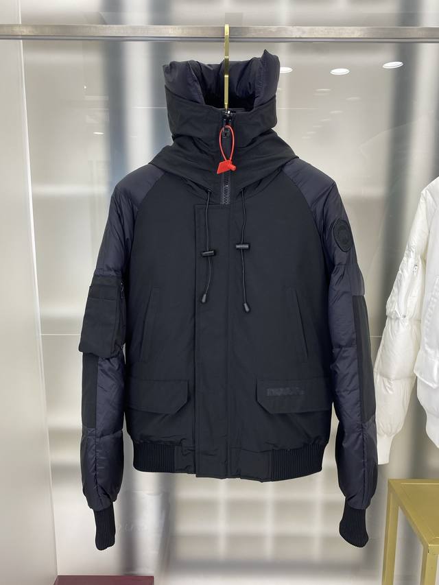 Canada Goose加拿大鹅 paradigm系列Chilliwack飞行员夹克 2056短款 paradigm 系列 Chilliwack 飞行员夹克采用