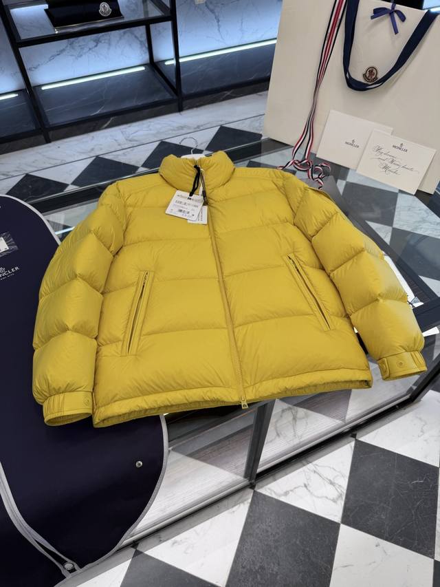 Moncler Levitha男士立领短款羽绒夹克外套.2025全新王牌经典.这个配色绝了更多细节实拍.