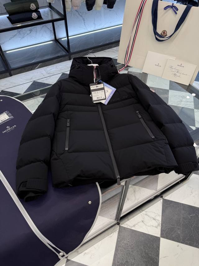 Moncler 黑标滑雪 渠道臻品 代工厂p出口级别订单货品.更多细节实拍.