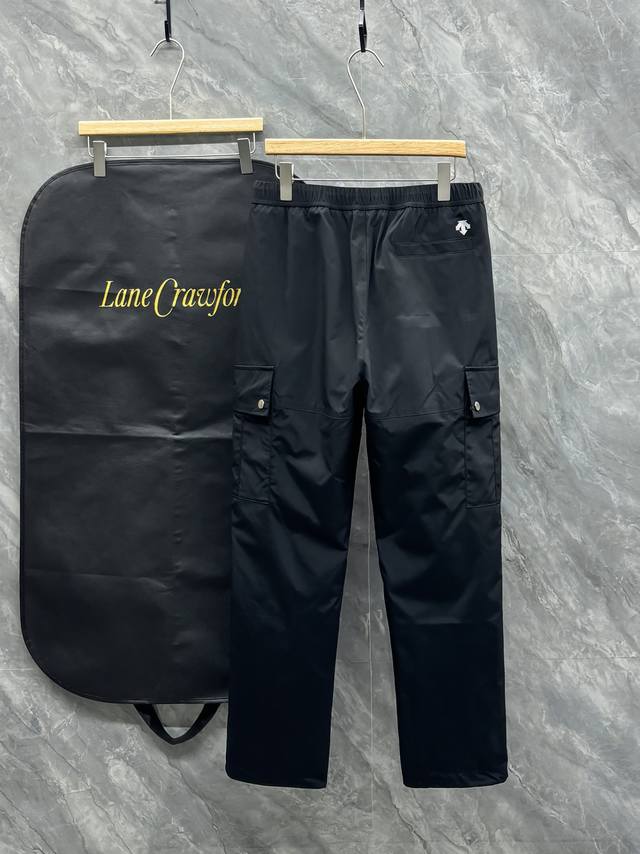 Descente 迪桑特冬装裤王 男士大棉裤 抗寒东北漠河零下20度一条过冬 亲肤暖和 防风 面料柔软舒适 穿着无束缚感保暖效果嘎嘎滴 颜色：黑色 码数：M-3