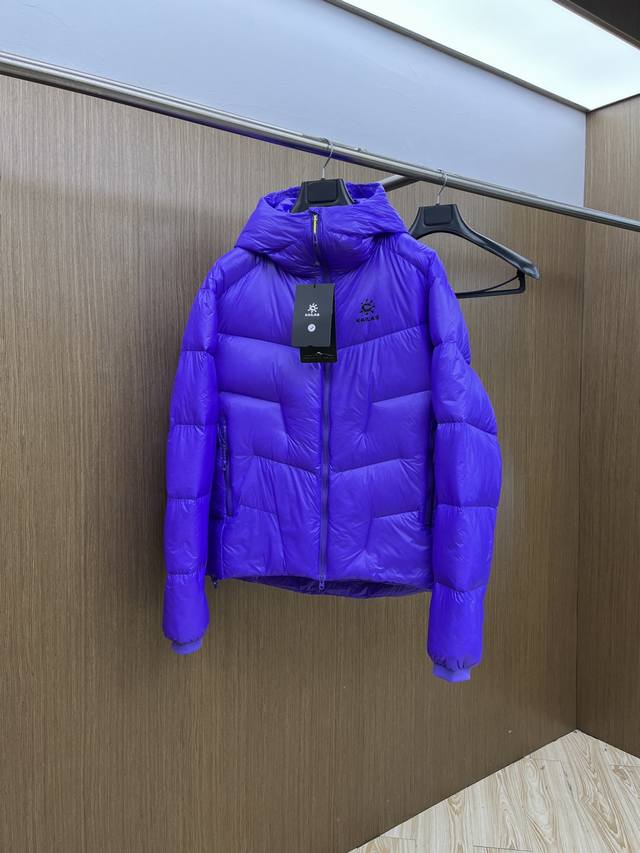 秋冬羽绒 凯乐石Kailas 顶配5000Gt 防风保暖拒水轻量易收纳高海拔徒步登山运动户外连帽羽绒服 男女同款 整衣可收纳到一个很小的收纳包里，打开秒回弹 1