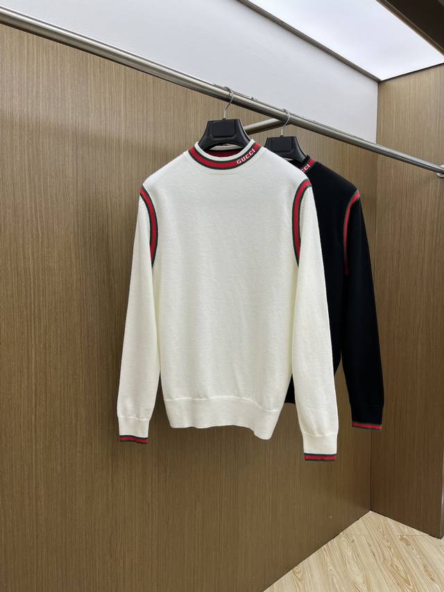 秋冬 Guc Fw秋冬新款 同步 时尚经典基础款提花拼色针织 秋冬必备款 采用羊毛混纺针织衫加厚毛衣，精致简洁大方Logo点缀设计 没有过多复杂的工艺 玩的就是