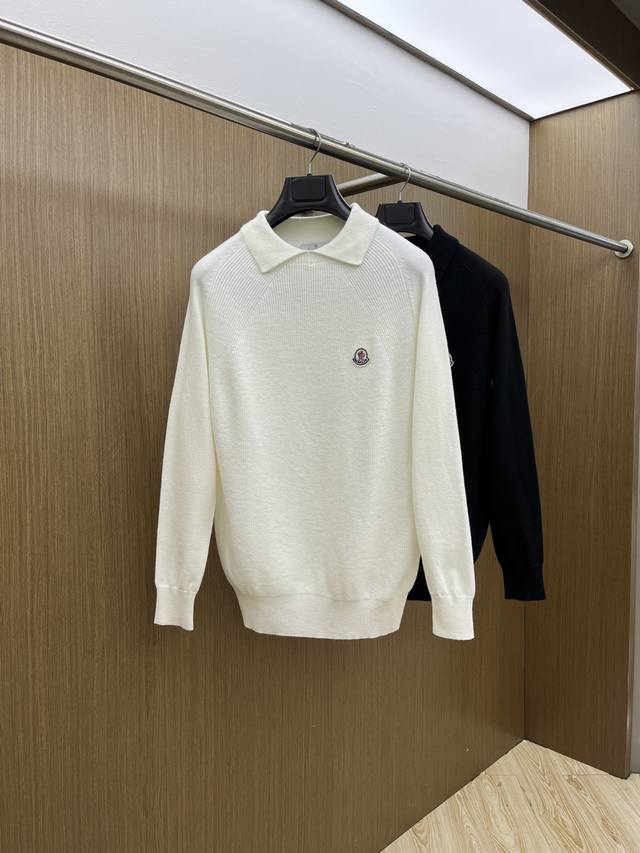 秋冬 Mon Fw秋冬新款 同步 时尚经典基础款提花拼色针织 秋冬必备款 采用羊毛混纺针织衫加厚毛衣，精致简洁大方Logo点缀设计 没有过多复杂的工艺 玩的就是