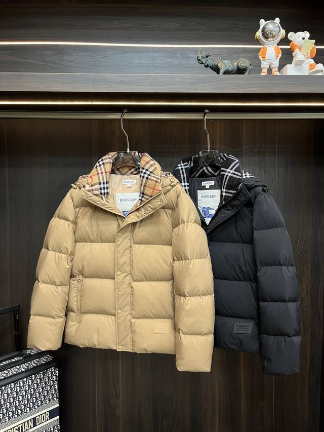 主推羽绒 Burberry 巴宝莉 高级羽绒服 2025最新款时尚设计师款连帽羽绒外套 新款滑雪服羽绒外套，90白鹅绒填充，处处细节显工艺足够的高级 结构性剪裁