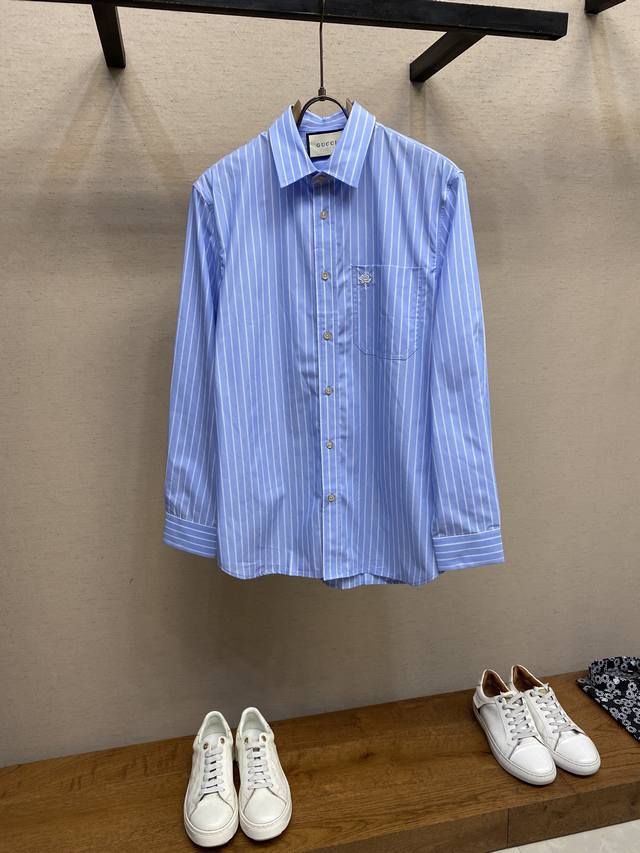 Gucci，条纹刺绣小细节棉府绸衬衫。明扣款贝壳扣，面料质感不错，面料舒适透气 尺码：S-2Xl Jbsp