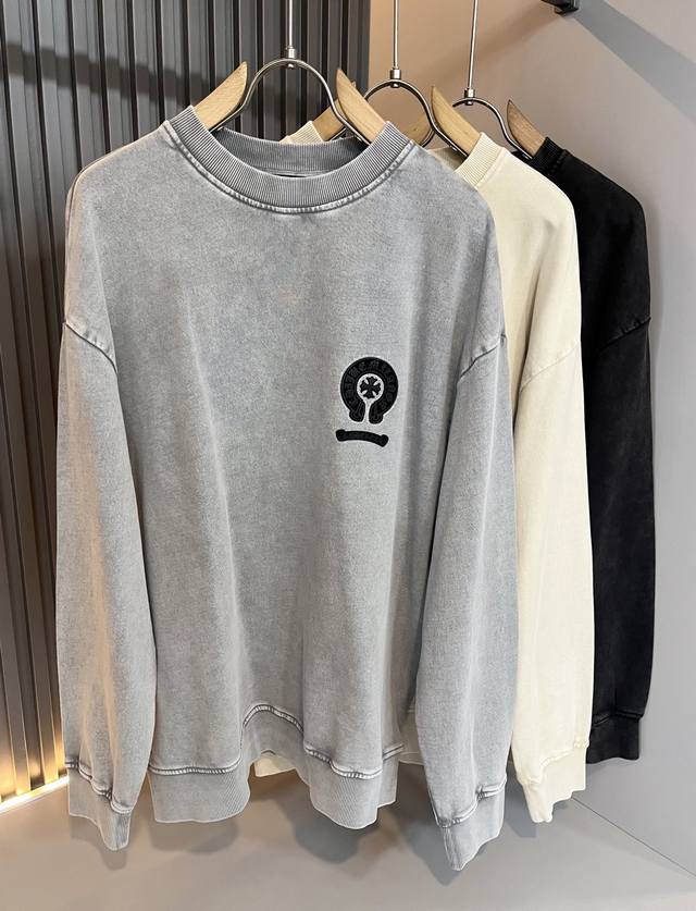 Chrome Hear*S克*心 2025秋冬新款男女同款卫衣！男女同款一款让你从心底认可的高街夹克外套，并且经过时间的推移而让你更加珍稀，潮流的高街之王，那就