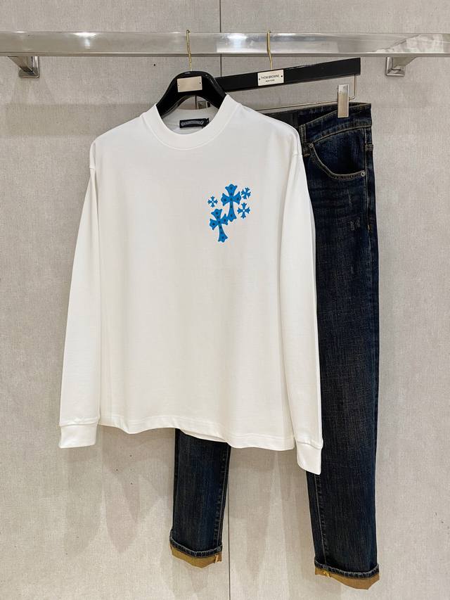 克罗心 高端定制 2025秋冬新款首发专柜最新款长袖打底单穿400克纯棉重工凹凸图案设计 领子袖子螺纹设计 高端订制 设计前卫时尚！品牌Logo重工艺设计 高端