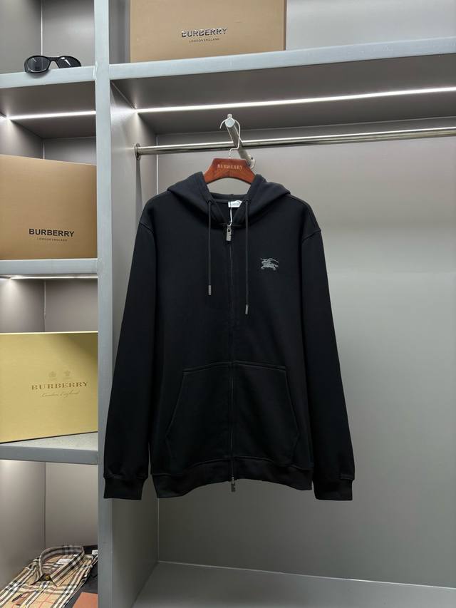 哥特式立体字母刺绣棉质卫衣拉链外套 25Ss Bur王牌尖货，镇店之宝 25 Ss哥特式刺绣字母设计图案连帽卫衣 现货秒发 迟来的渠道好货好款！Bur王牌渠道单