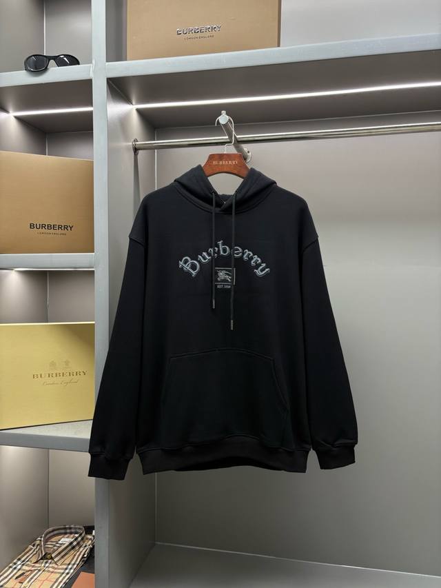 哥特式立体字母刺绣棉质连帽卫衣 25Ss Bur王牌尖货，镇店之宝 25 Ss哥特式刺绣字母设计图案连帽卫衣 现货秒发 迟来的渠道好货好款！Bur王牌渠道单，合