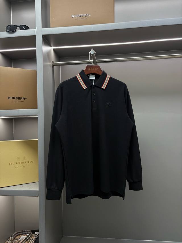 标志性条纹尖领棉质 polo 衫 最新爆款男士条纹装饰驾到，同步官网发售，超奢气质效果，焕新标识Logo刺绣设计，男士女士日常商贸休闲必备款。 这周带来了好几个