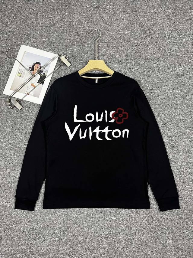 Lv 长袖系列 季度：2025秋冬新款 颜色：黑色 白色 尺码: M-3Xl 版型：正常 成份：65％长绒棉 30％莫代尔棉 5％氧纶 工艺：图案数码直喷工艺经