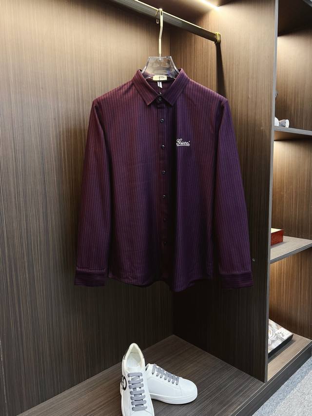 古奇 原单狠货 爆款来袭 2025Ss官网新款长袖 衬衫 衬衣，精美刺绣Logo 高端版本，专柜定制面料 透气舒适度高，精工制作，细节处理完美无可挑剔，品牌元素