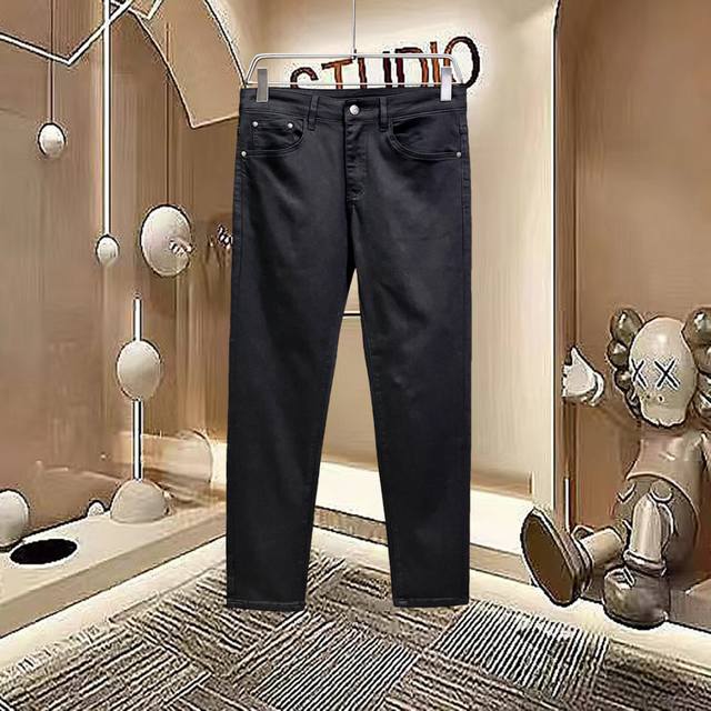 秋冬新款. 罗意威 2025官网高端新品原单少数帅爆休闲裤，百分百原单 百搭神器！今年最新流行的风设计款式，剪裁设计挺拔有型！低调不失奢华 超有Feel上身精致