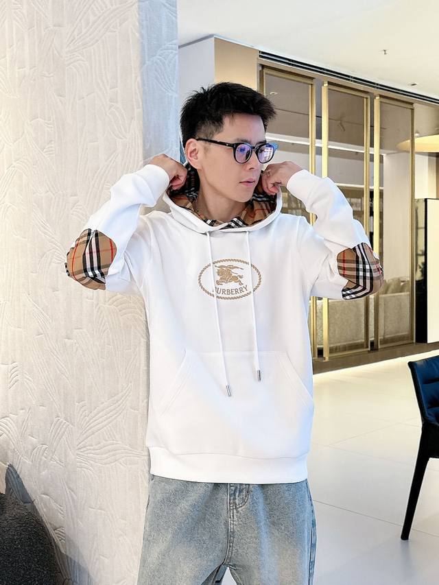 巴宝莉Burberry 2025Fw连帽太空棉卫衣 质感柔软亲肤细腻，版型立体不易起皱，上身舒适，在运动时起到透气吸湿的强悍性能，贴身穿着都非常舒适，毫无不适感