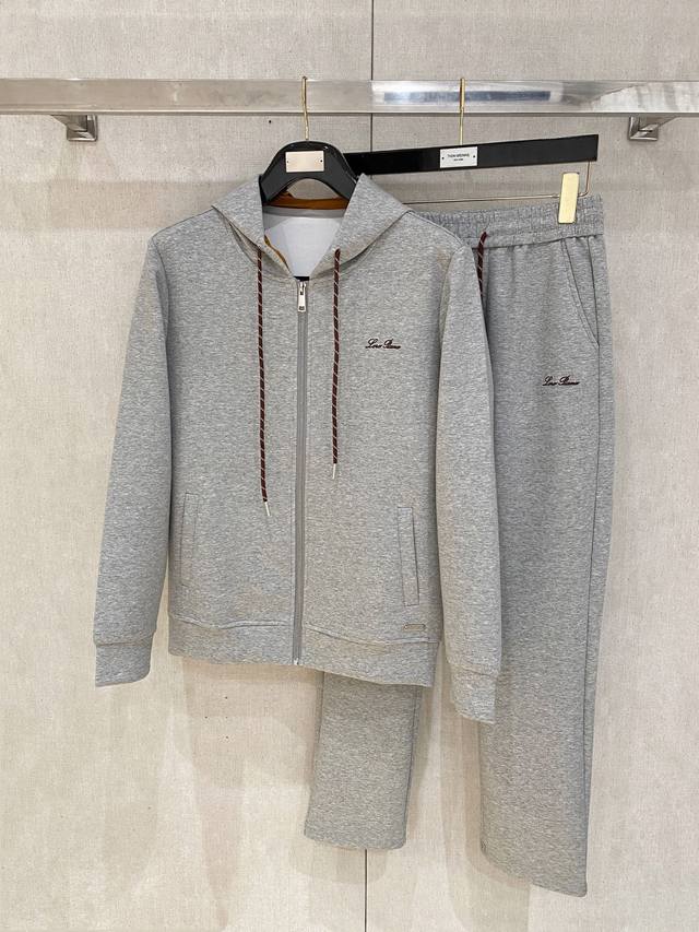 Lp 套装25Ss新款秋冬时尚休闲男士套装，极致效率与无忧搭配“一分钟出门的完美造型”，上下装由品牌或设计师预先完美匹配好颜色、面料和款式，省去了每日烦恼如何搭