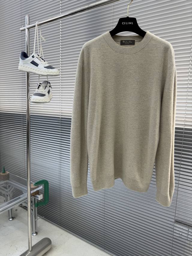 Loro piana City pull圆领针织衫 3色纱线混纺 Lp 诺悠 25秋冬季新品-男士圆领90%绵羊毛+10%山羊绒套头。上身超轻盈保暖，好的面料打