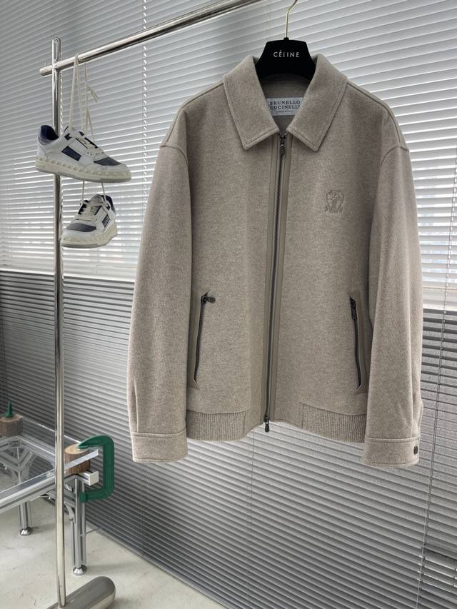 Brunello Cucinelli Bc 25秋冬款针织混纺羽绒外套 内冲80G-90白鹅绒 **高品质面料**：精选82%长绒棉纱，柔软蓬松，保暖熨贴，结合