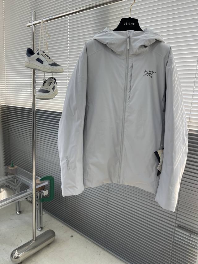 鸟家 男女款Solano Down Hoody 25 最新款羽绒服是一款备受关注的硬壳羽绒夹克，Solano Jacket情侣款加厚冲锋衣，旅游休闲必备外套滑雪