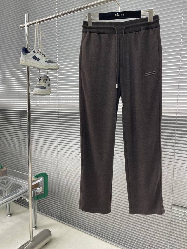 Z Zegn 秋冬新款男士直筒运动裤，羊绒羊毛混纺面料、三标齐、松紧腰抽绳、两侧拉链口袋设计，合体的裁剪、车线工整、细节无可挑剔 人手必备单品绝对市场最高版本