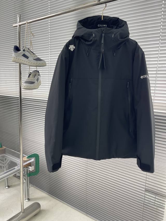 Descente迪桑特 Ski Style系列运动休闲男士保暖运动轻量化棉服秋冬新品 ! 码数:M-3Xl Descente迪桑特 Ski Style系列运动休闲男士保暖运动轻量化棉服秋冬新品 ! 码数:M-3Xl