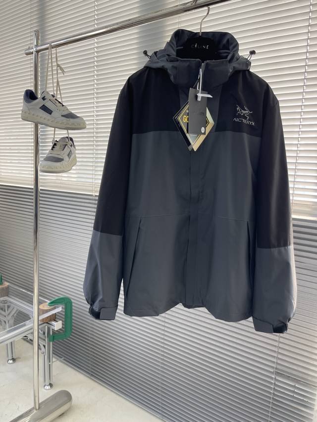 鸟家 三合一内胆可拆卸户外防风防水机能风情侣冲锋衣夹克式棉服外套 三合一冲锋衣，可脱卸内胆！一件三衣服可三种穿法，男女情侣同款，时尚百搭，面料防水，防风，内里摇