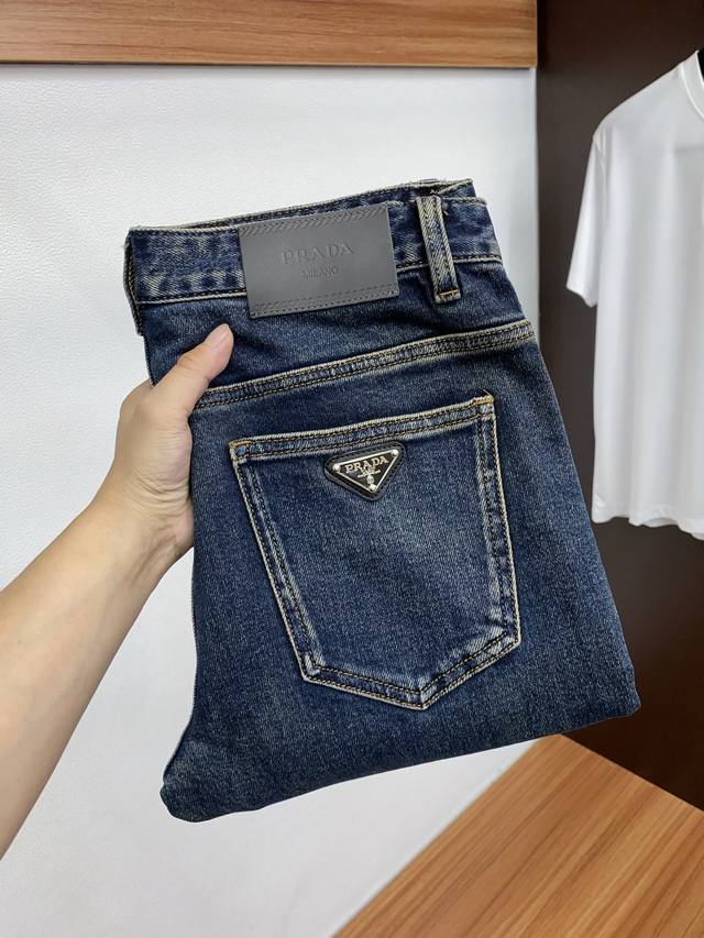 25新款 市场独家订制进口加厚拉绒丹宁牛仔面料 稀缺面料 超级舒服 工艺复杂四季款牛仔裤 针织牛从做旧 独家订制日本订制原单 高级品质 只有规模宏大的洗水工才能