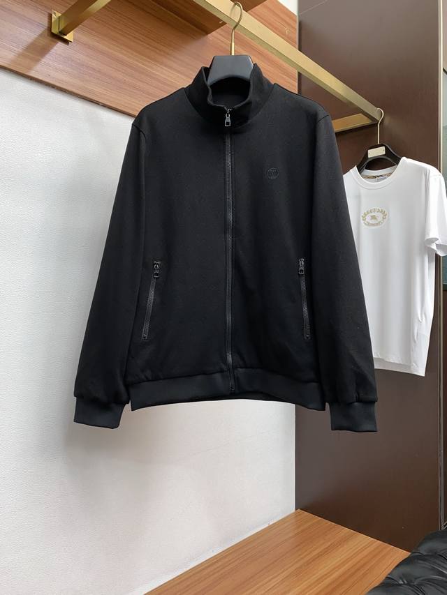 LV路易威登 针织面料夹克外套 高端精品系列，贸易公司渠道订单，官网专柜在售系列，业内独家首发经典主线里最抢手最火爆的系列男女同款，经典都市休闲风尚，百搭简约范