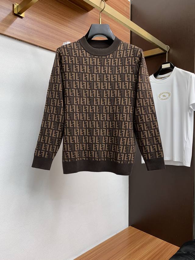 芬迪 2025Fw男士秋冬羊毛混纺毛衣 打底外穿毛衣 针织衫休闲日常穿搭单品！上身修饰身形、定制面料将时装美学和新都市商务休闲概念完美融合，不同风格任你选：经典