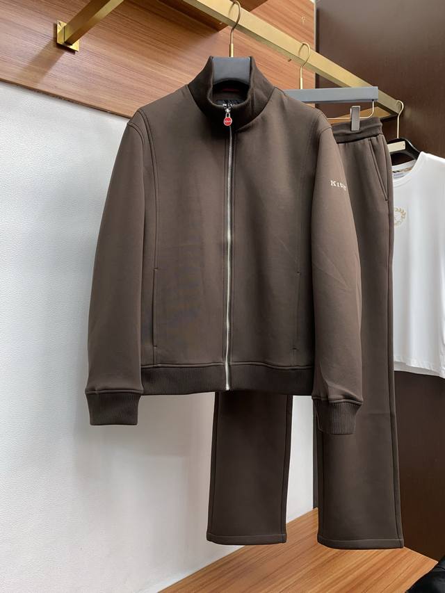 衣服 裤子 Kiton套装 秋冬新款拉链外套套装 高品质定制面料 顶级版本贸易公司渠道订单，海外精品独家限定发售，经典即永恒，入手绝对值的！这种类型的套装也是懒