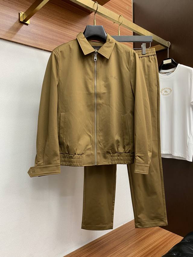 套装 衣服 裤子300 Lp 诺悠翩雅 官网同款，提前发售 2025Ss秋季新款男士夹克外套长裤套装 ，原单高端版本 专柜定制面料 透气舒适度高，细节无可挑剔，