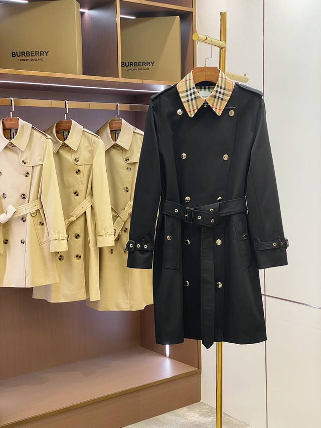 黑色实物实拍 格纹装饰金属双排扣嘎巴甸Trench风衣 Bur王牌尖货，镇店之宝 能传承几代的经典风衣，最顶级的原厂原面料，市场最牛的货没有之一！英伦风尚，修身