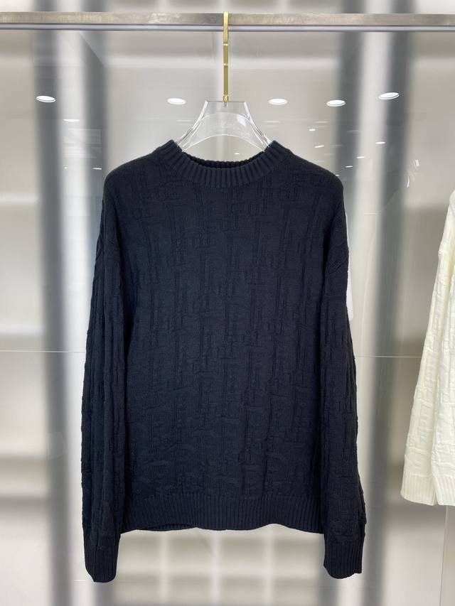 迪奥 2025毛衣 2025秋冬最新系列，专柜1:1顶级复刻，全品相！加厚款，时下最流行的老钱风，老板必备单品！懂货的老板赶紧下手， 面料：100%羊毛 尺码M