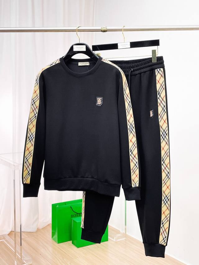 Burberry巴宝莉 爆款套装来袭 专注官网原版 2025全新爆款圆领卫衣套装 原单狠货倾注顶级设计师的精心之作 就为一个贴合、完美的上身效果 全天然优质天丝