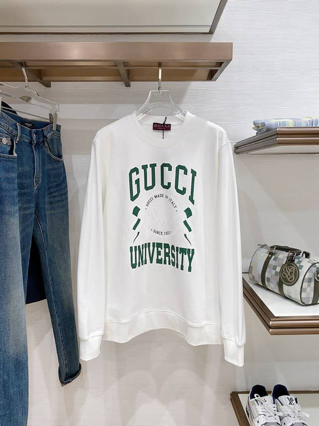 Gucci 古奇 2025Fw秋冬新品 基础款休闲套头卫衣，高端气质型必入的极品款式，一款极具腔调感与魅力的单品！ 细节精致考究，品相一流，时尚宽松型剪裁，男女