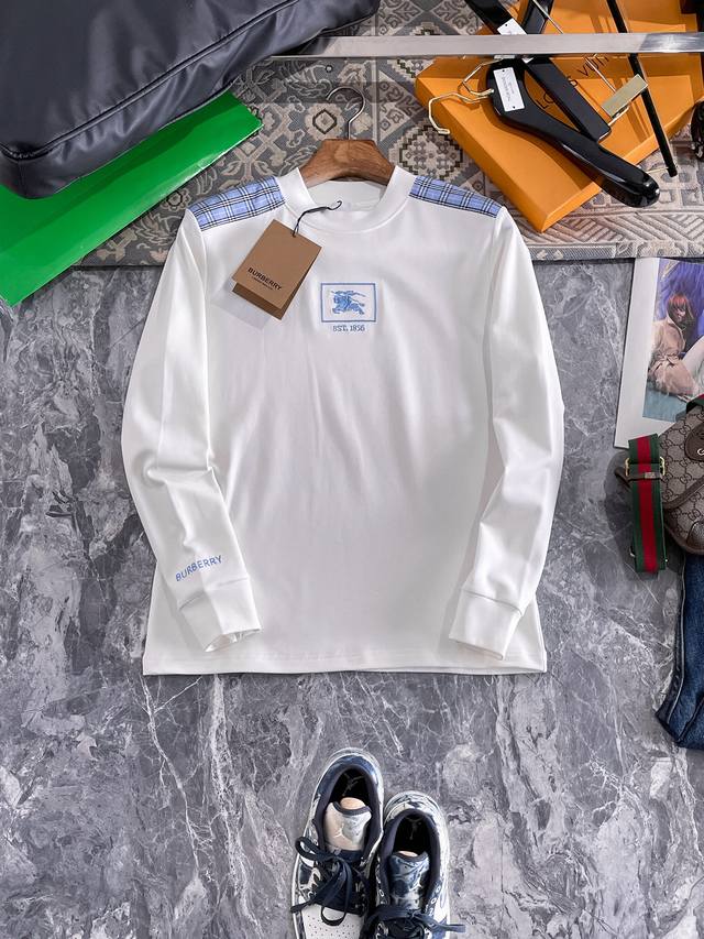 Burberry 25Ss秋季 新品 新款贸易订单圆领长袖打底衫！长袖T恤网红款！上身舒适透气，不僵硬，整体有着丰富的立体感，品质出口订单，满足通勤人们对于着装