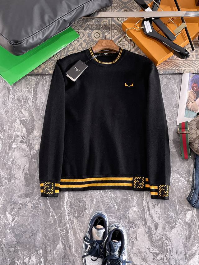 芬迪圆领毛衣，采用羊毛混纺纱线，保暖性佳，蓬松柔软，加倍呵护肌肤，给你轻如无物的穿着感体验。高品质天然纤维，保障高品质生活。整件采用净色单面工艺，合体留有松量，