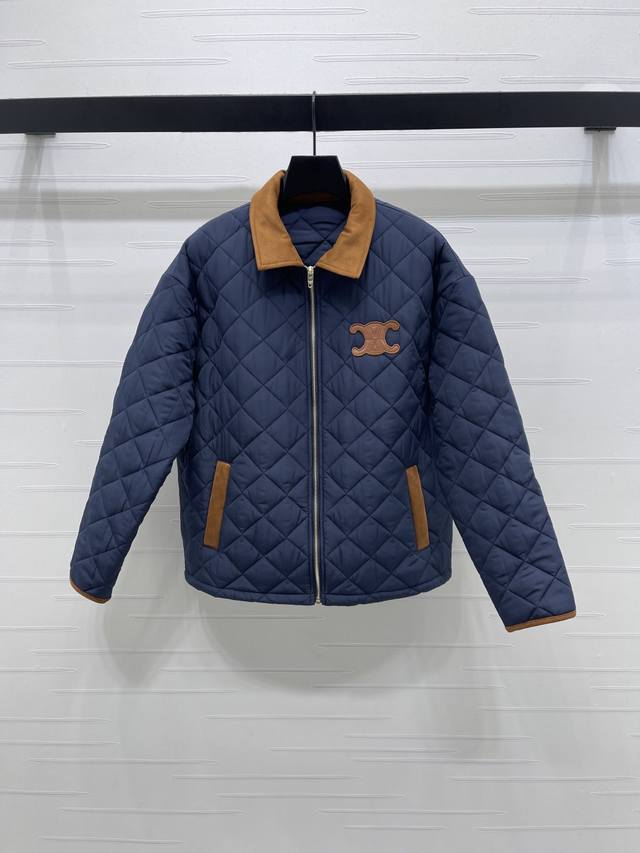 上新原单高端品质 Celin*2025秋冬最新系列！撞色棉服外套！定制进口材质 呈现出挺括质感 拉链外套裁剪 通体菱格夹棉处理 秋冬换季保暖必备单品 领边撞色和