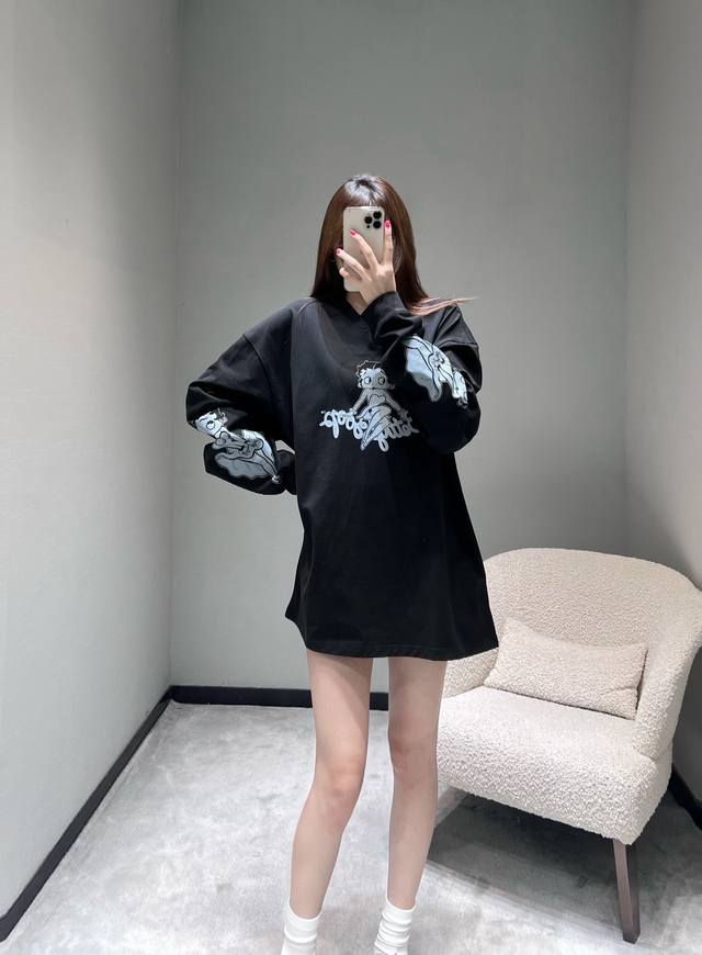 Mastermind Japan Betty Boop联名系列 趣味差别害羞T恤。甜美与暗黑的碰撞上身，柜柜上新款，做旧款Oversize，上身就是甜酷Girl