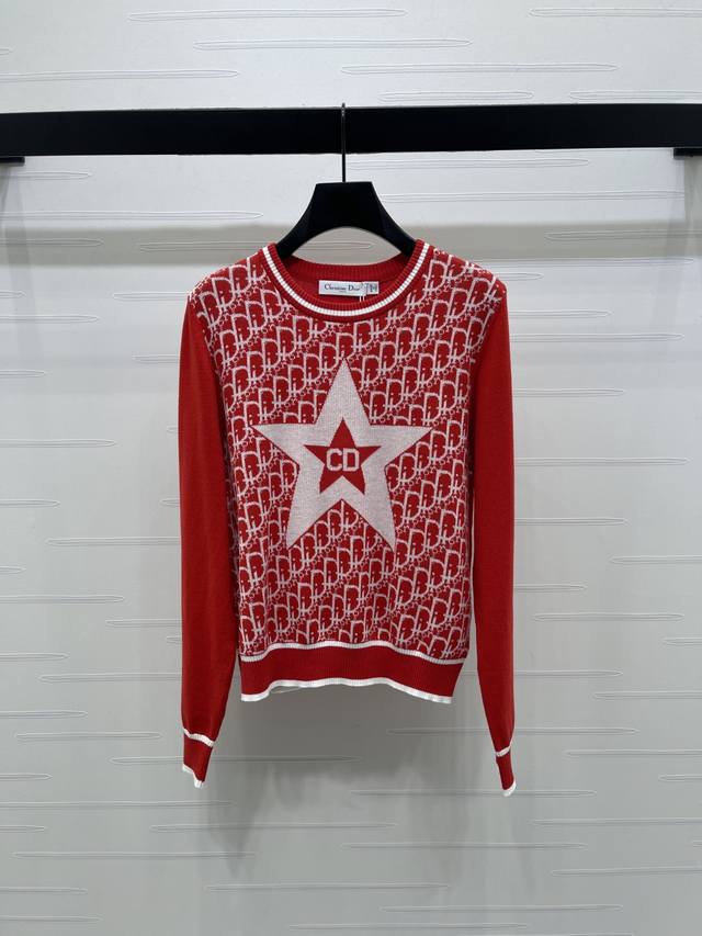 上新原单高端品质 Dio* 2026秋冬最新系列！撞色提花套头长袖毛衣！定制Yb羊毛纱线织造 质感光泽 柔软亲肤 圆领针织长袖剪裁 领口撞色螺纹包边与衣摆相呼应