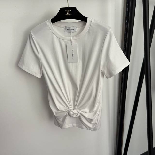 款号20256508 Magda Butry*新款 扭结皱褶收腰设计纯棉短袖T恤，白色，红色，深咖色，黑色，S-Xl， M码：肩宽37，胸围84，袖长18，长4