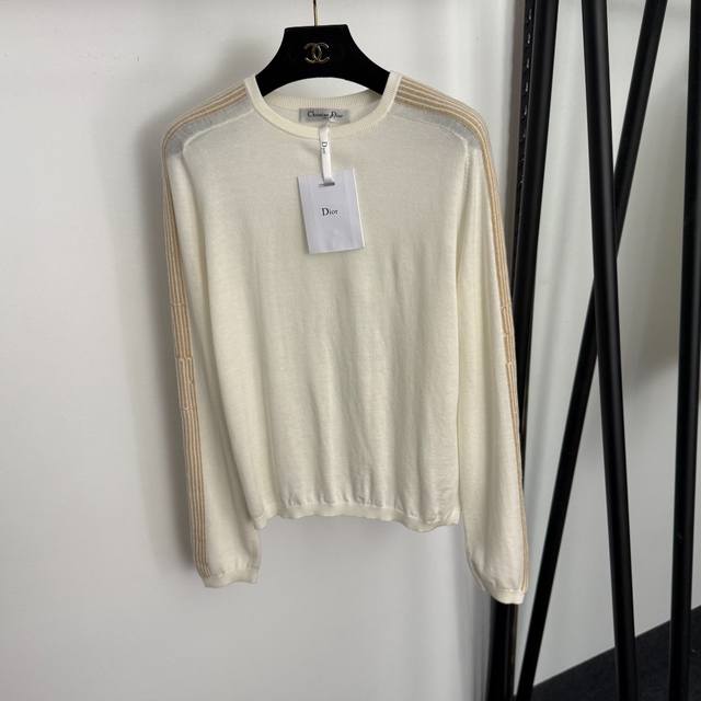 款号20257138 Dio*新款 侧边条纹长袖羊毛针织打底衫 上衣，米白色，黑色，36 38 40， 38码：胸围92，袖长61，长57；重量：0.170Kg