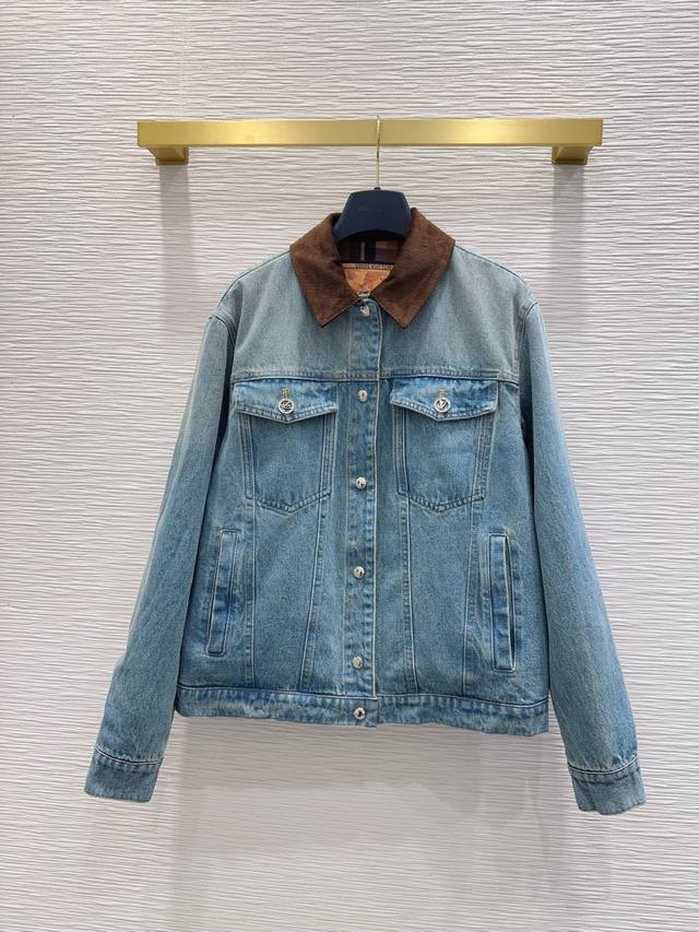 Louis Vuitto*2025Fw新款外套 双面可穿 拼接面料 舒适度极强 没有理由可以拒绝它。可A可飒的风格，日常通勤穿什么的都是很Ok的，不挑场合的。设