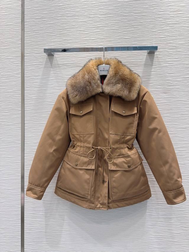 Moncle*2025Fw新款羽绒外套 毛领可拆卸 整体保暖效果拉满，独特设计款羽绒服 休闲时尚，经典Logo完美点缀 对专柜 码数00-0-1-2 00码 肩