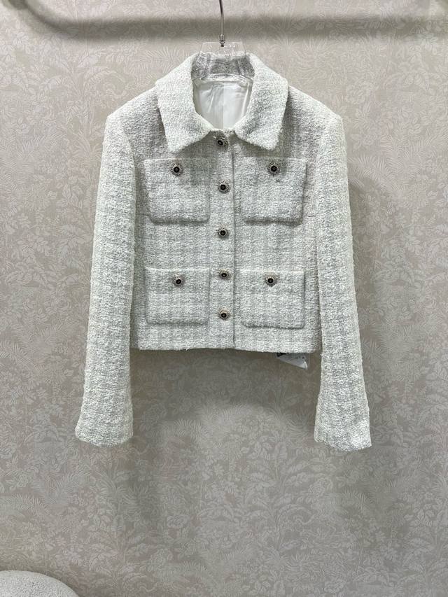 Chan*L 25K高级手工坊系列 粗花呢多口袋夹克外套 百分百真丝内衬 手工挑边 对比细节区分版本高版出品！精选标志性粗花呢面料，以米白为基底交织浅金、银灰纱