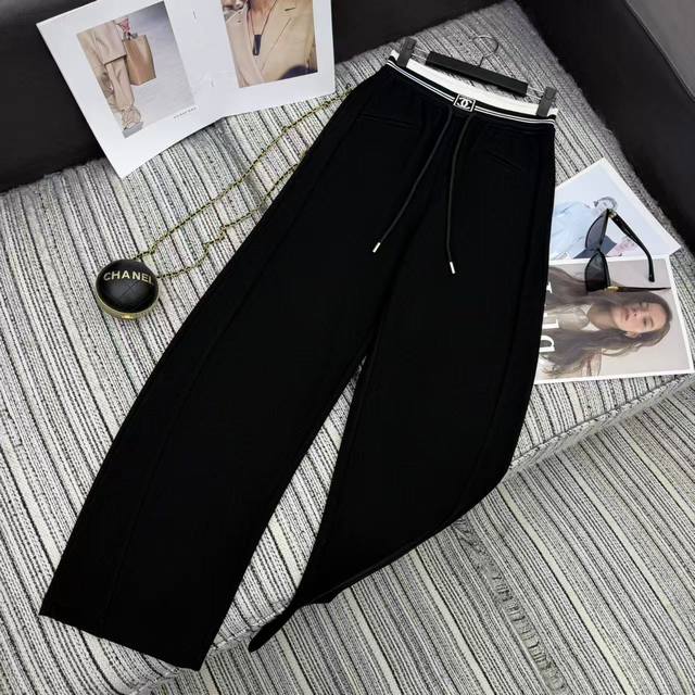 强烈推荐 25年早秋系列 Cha*新款弯刀松紧腰休闲裤 两色Sml .