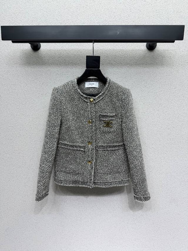 Ce*羊毛呢外套 时髦感在线实穿性很高百搭 干练利落时髦有致 日常穿搭推荐款 细节感在线 提升气质感必备单品 高品质 尺码Sml.