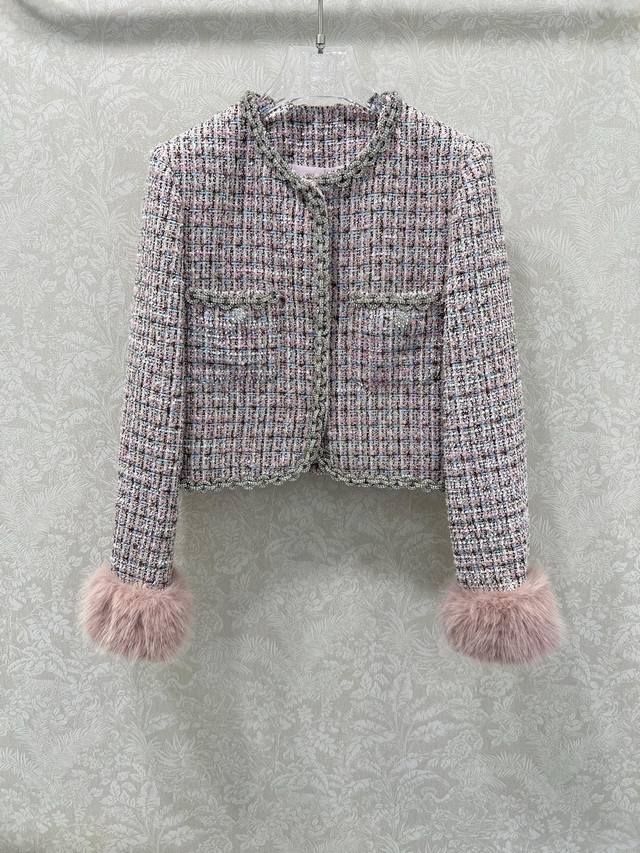 Self-portrait 25新款重工钻饰链条粗花呢小香风圆领外套 袖口粉色毛圈可拆卸 面料自带肌理感 重工钻饰随光折射细碎光泽上身就是贵气本贵 约会通勤都能