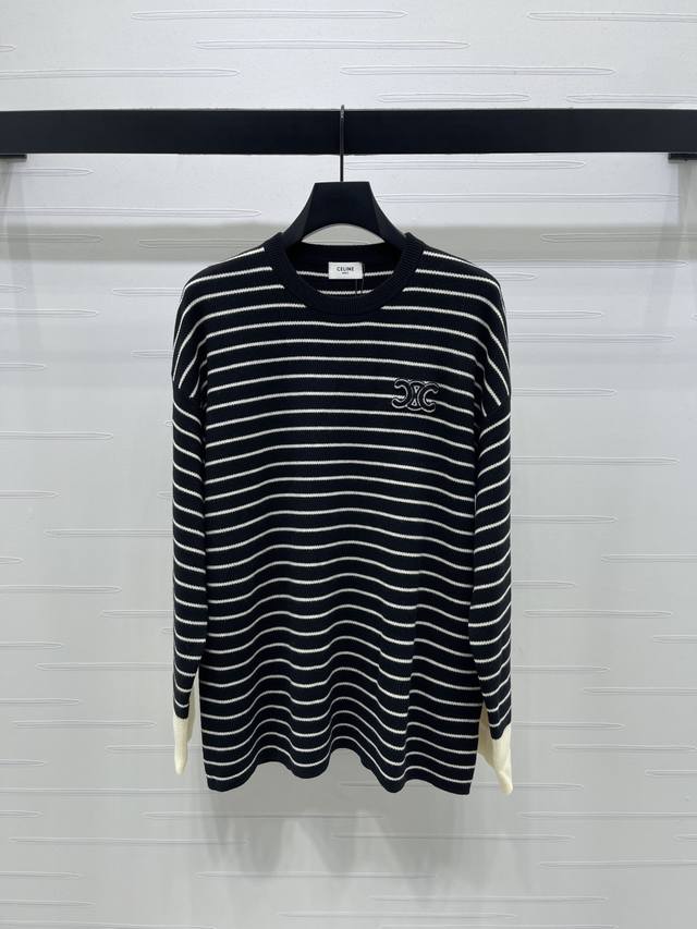 上新原单高端品质 Celin*2025秋冬最新系列！条纹套头长袖毛衣！定制羊毛纱线织造，针织羊毛材质，柔软细腻，高弹舒适，套头长袖上衣剪裁，通体两色条纹交织，中