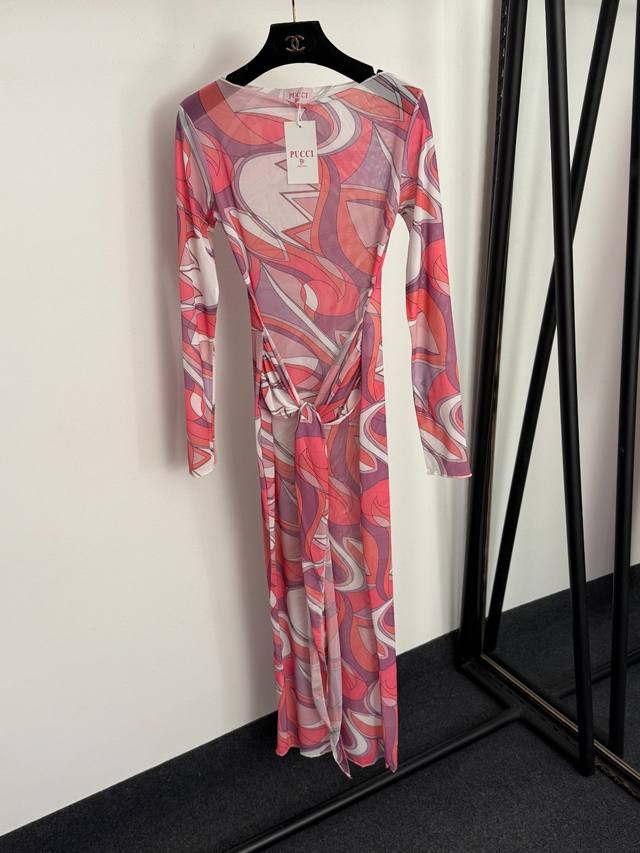 款号20257025 pucc*新款 不规则拼色印花绑带收腰薄款透视长袖连衣裙，粉色，S-Xl， S码：胸围78，袖长61，长130；重量：0.185Kg